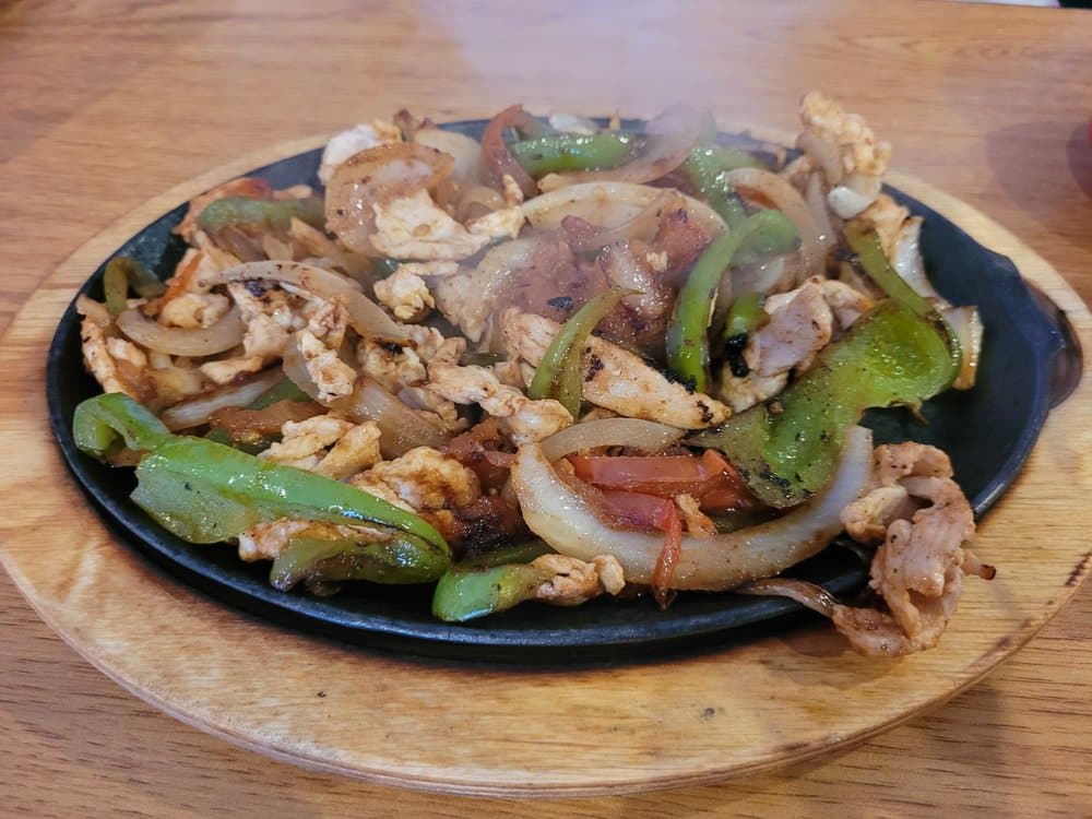 Sizzling Steak & Queso Bowl