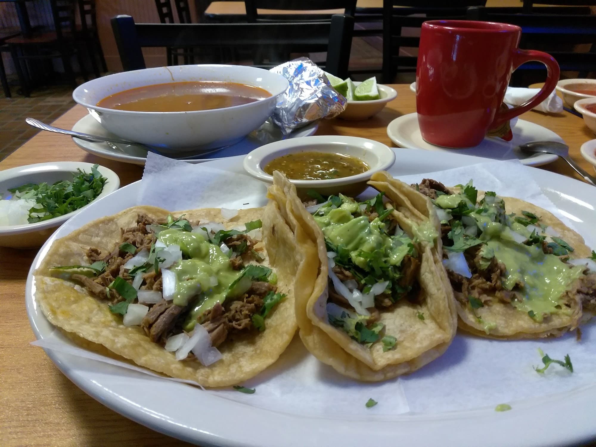 Dos Molinos authentic tacos background